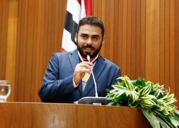 *Dudu Diniz é homenageado com a Medalha Manuel Beckman na Assembleia Legislativa*