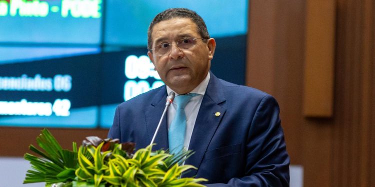 *Aprovado projeto que proíbe reboque de veículos quando o condutor estiver presente*