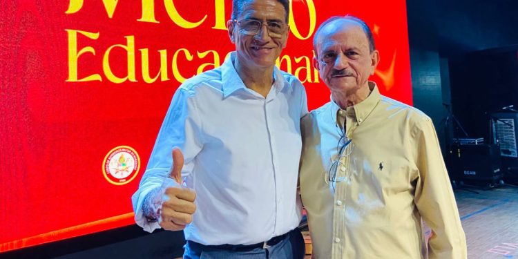 Com a alta rejeição de Francimar, o Vereador João Carlos pode vencer a disputa pela Presidência da Câmara de São José de Ribamar.