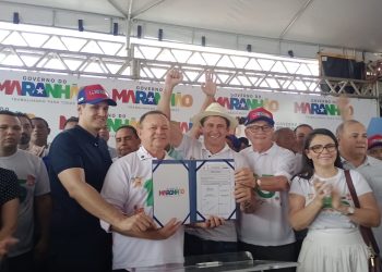 PREFEITO EDIMAR VAQUEIRO COMEMORA OS 105 DE COROATÁ AO LADO DA POPULAÇÃO