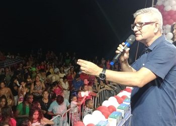 Festa das Mães em Raposa consagra tradição do prefeito Eudes Barros com sorteio de prêmios e grande participação popular
