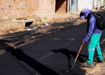 Prefeitura de Raposa pavimenta e urbaniza ruas do bairro Vila Laci