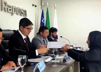 Câmara Municipal de Raposa realiza 18ª Sessão Ordinária com apresentação de projetos e requerimentos em benefício da população