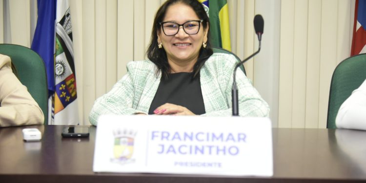Vereadora Francimar Jacintho apresenta Indicação para viabilizar nova sede da Câmara Municipal de Ribamar