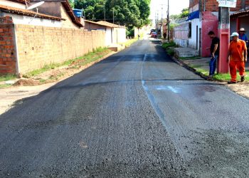 Prefeitura de Raposa recupera trecho da Avenida Quatro Evangelistas, no Jardim das Oliveiras