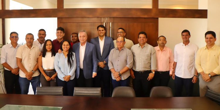Vereador Ednilson do Kantão participa de reunião com Orleans Brandão para alinhamento de ações em São José de Ribamar