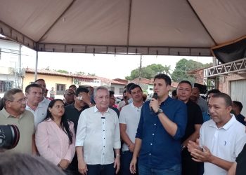 Em dia histórico, Orleans Brandão e Luís Fernando Silva lançam programa que garante 13 km de asfalto no Jardim Tropical, em São José de Ribamar