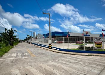 Eudes Barros convoca donos de terrenos e aciona Defesa Civil para evitar alagamentos em comunidades de Raposa