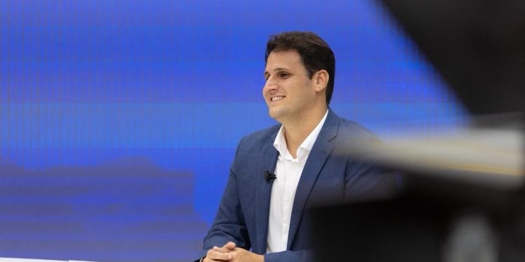 “Fizemos muito e vamos fazer muito mais pelo Maranhão”, afirma Orleans em entrevista