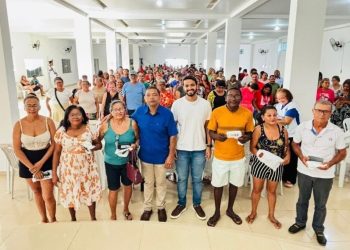 Entregamos mais que óculos, entregamos dignidade”, afirma vereador Ednilson do Kantão