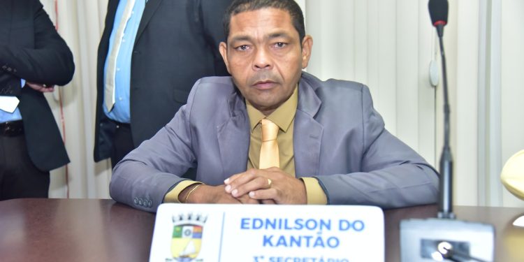 Ednilson do Kantão se posiciona em defesa dos professores e cobra proposta que contemple os anseios da categoria