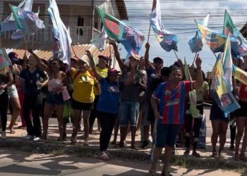 Ednilson do Kantão reúne multidão no Jardim Tropical em apoio a Orleans Brandão, Marreca Filho e Tiago Fernandes
